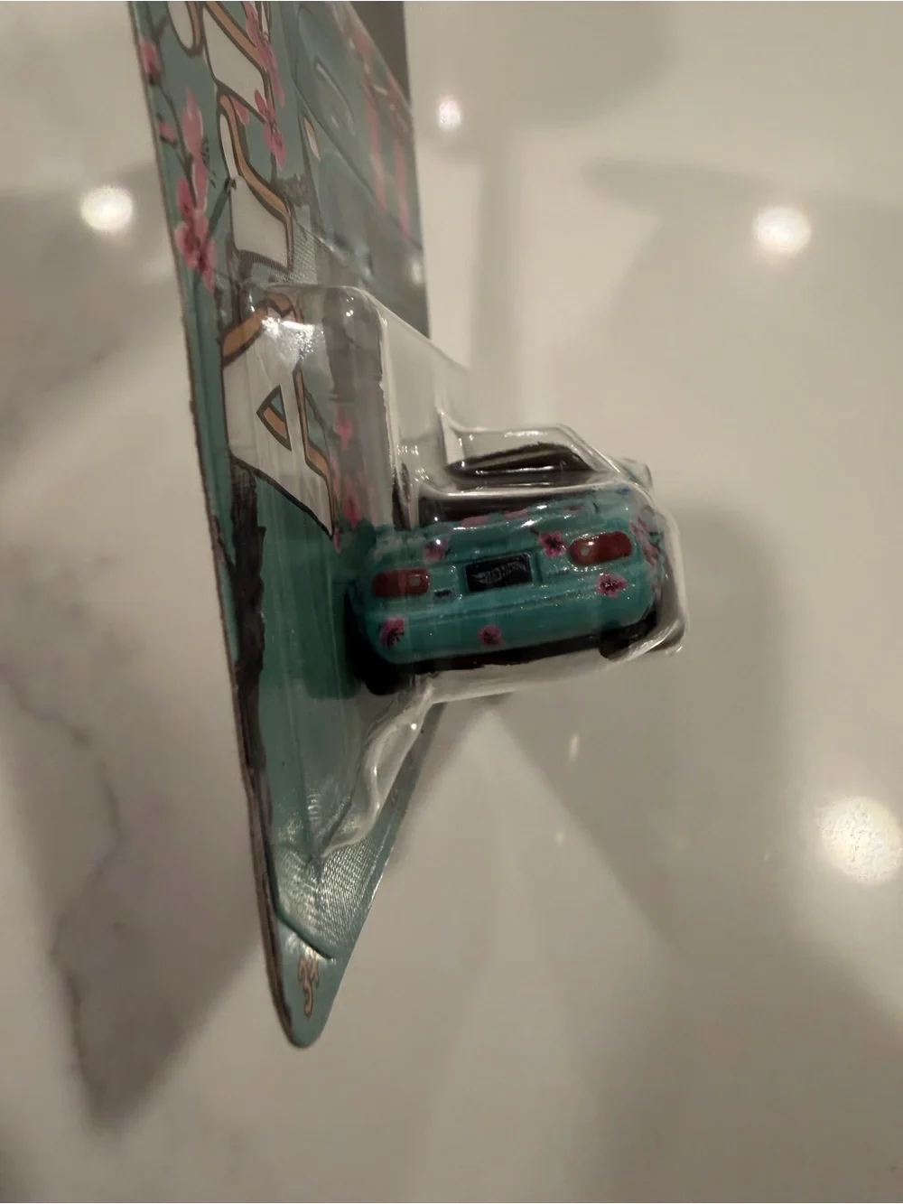 Hot Wheels Arizona Turquoise 1991 Mazda MX-5 Miata Toy Car